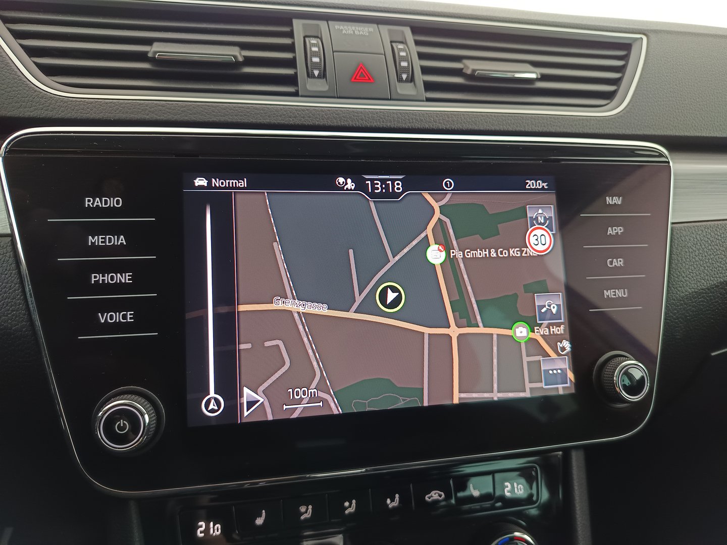 Škoda SUPERB Combi Style TDI DSG | Bild 23 von 34