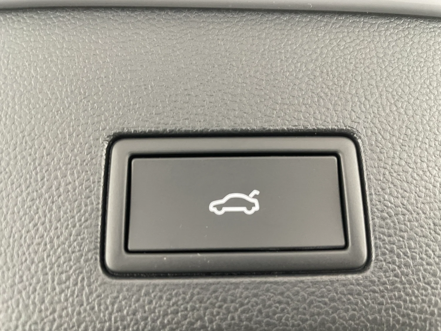 Bild eines VW Golf Variant Business mHeV TSI DSG