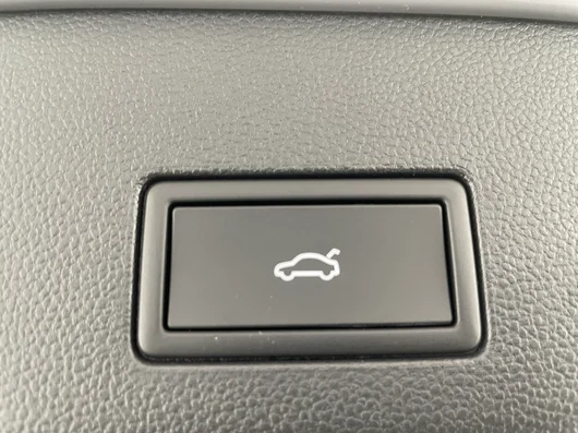 Bild eines VW Golf Variant Business mHeV TSI DSG