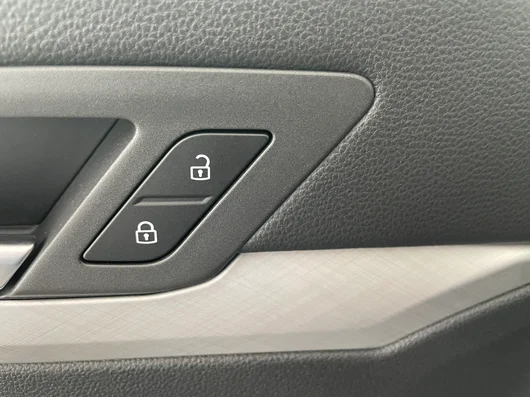 Bild eines VW Golf Variant Business mHeV TSI DSG