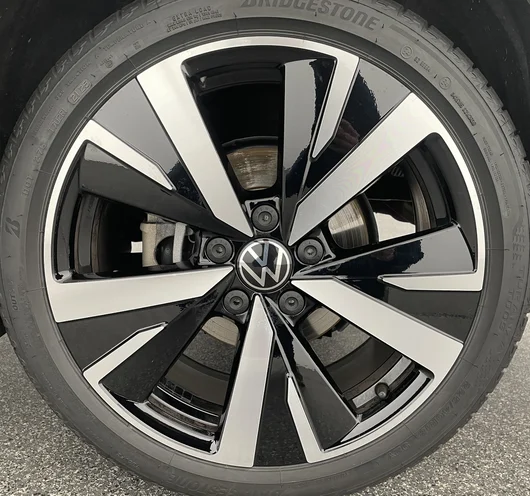 Bild eines VW Golf Variant Business mHeV TSI DSG