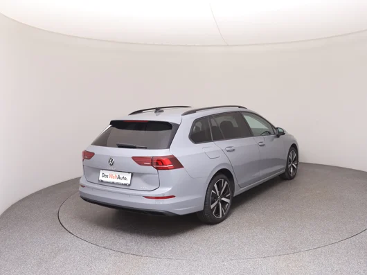 Bild eines VW Golf Variant Business mHeV TSI DSG