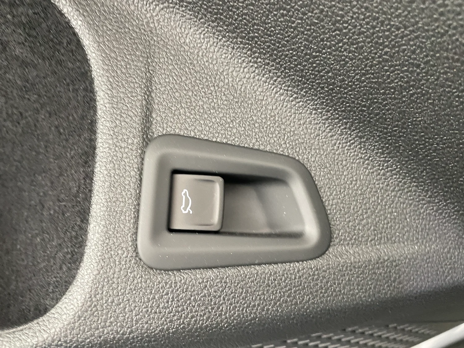 Bild eines VW Golf Variant Business mHeV TSI DSG