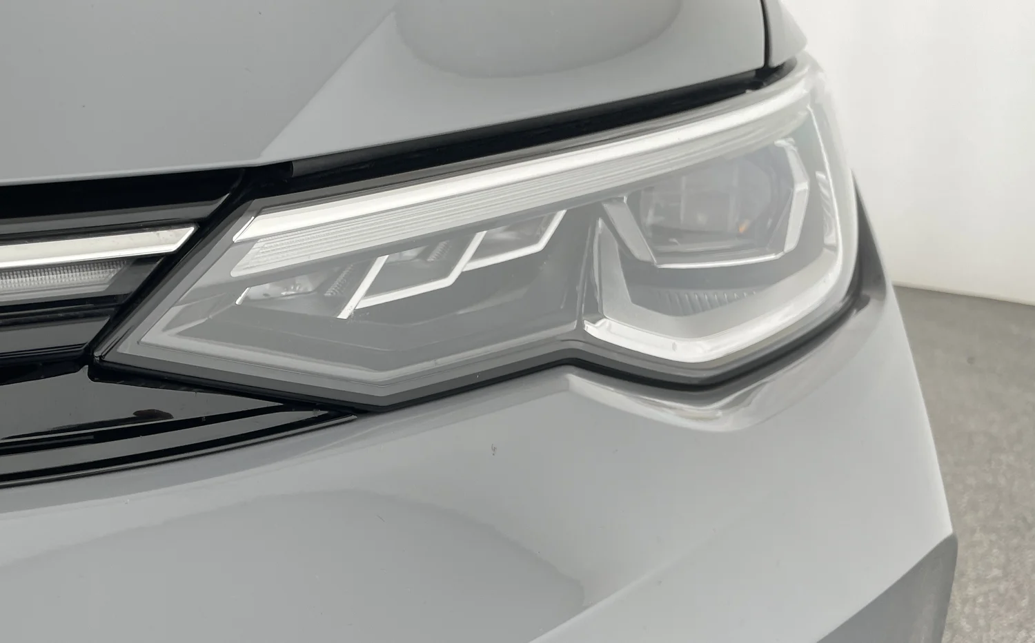 Bild eines VW Golf Variant Business mHeV TSI DSG