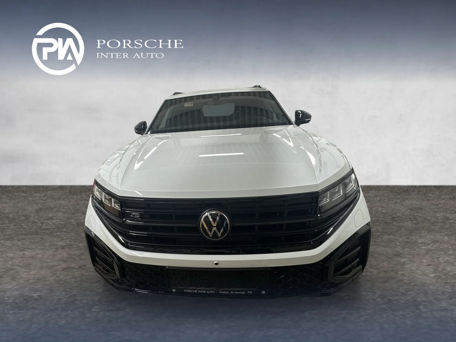 Bild eines VW Touareg R-Line TDI 4M. Final Edition