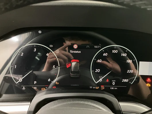 Bild eines VW Touareg R-Line TDI 4M. Final Edition