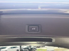 Audi A4 Avant 30 TDI in brillantschwarz Klar