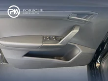 SEAT Arona Reference Edition 1.0 TSI in Nacht-Schwarz Metallic