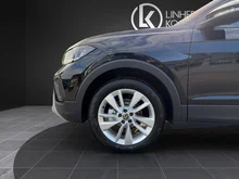 VW T-Cross Friends TSI DSG in Deep Black Perleffekt
