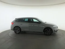 Škoda Scala Monte Carlo TSI in Stahl-Grau