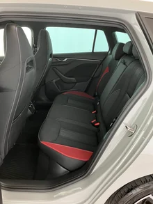 Škoda Scala Monte Carlo TSI in Stahl-Grau