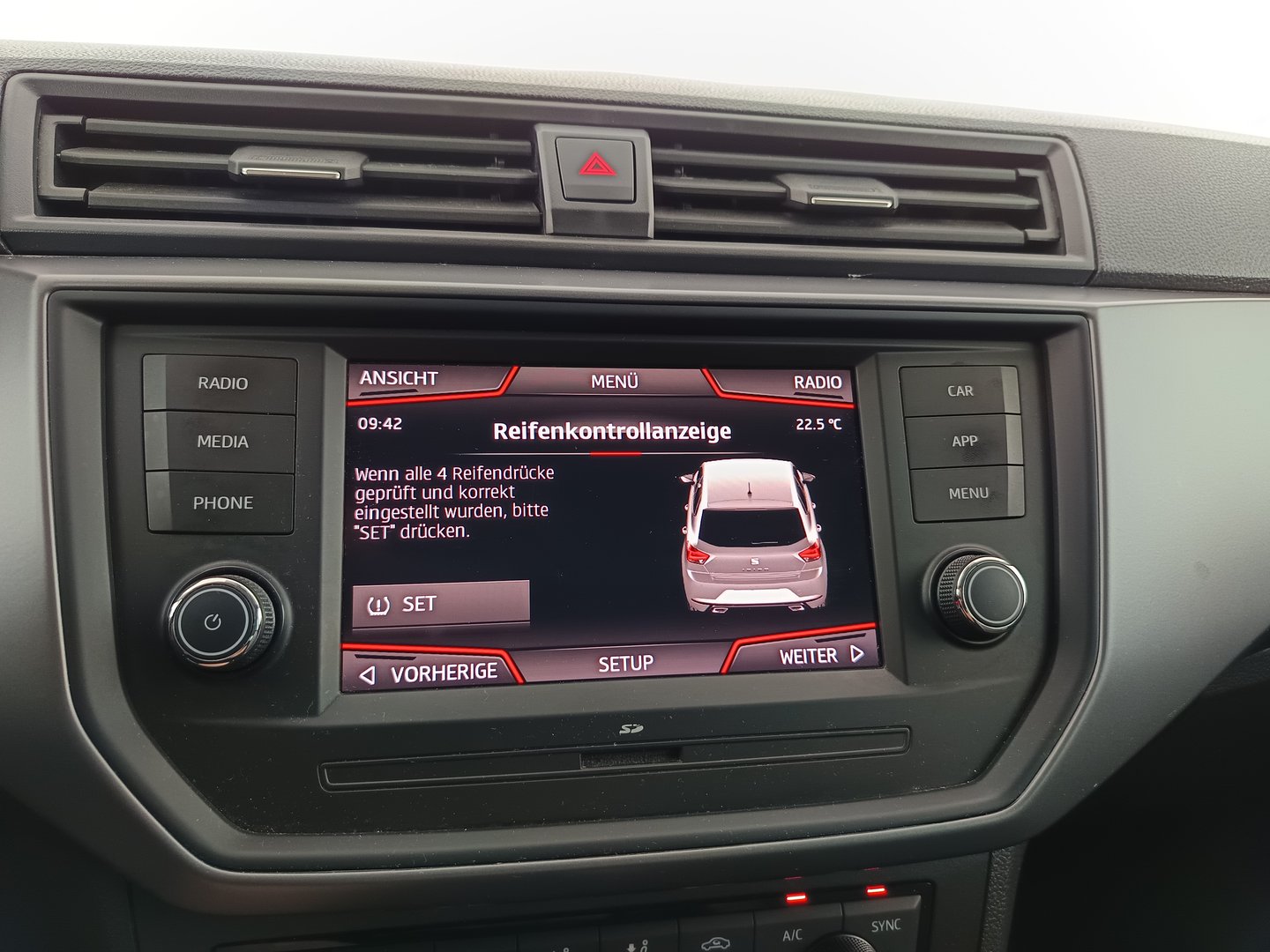 SEAT Ibiza Style EcoTSI DSG | Bild 24 von 32