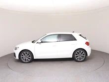 Thumbnail-Foto von Fahrzeug
