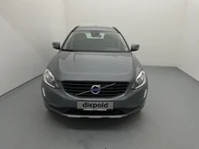 Volvo XC60 D4 Kinetic AWD in grau