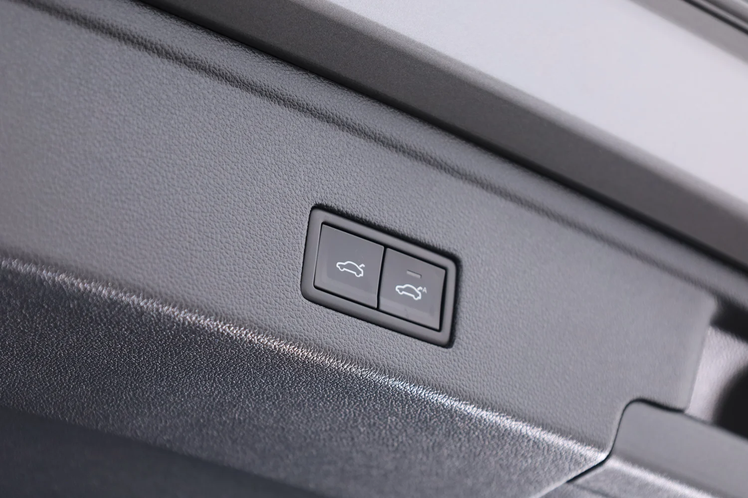 Bild eines VW Touareg R-Line TDI 4MOTION