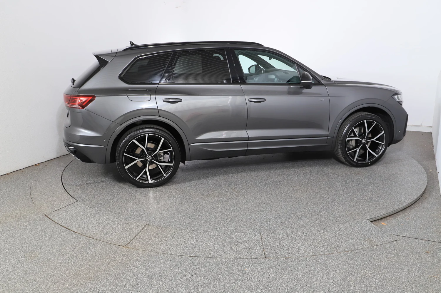Bild eines VW Touareg R-Line TDI 4MOTION