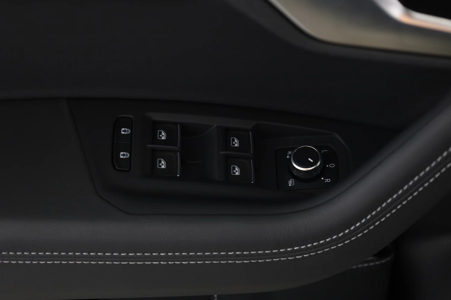 Bild eines VW Touareg R-Line TDI 4MOTION