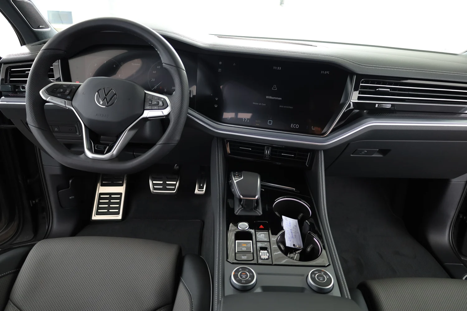 Bild eines VW Touareg R-Line TDI 4MOTION