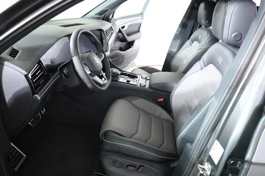 Bild eines VW Touareg R-Line TDI 4MOTION