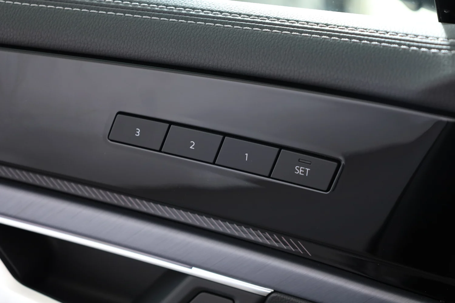 Bild eines VW Touareg R-Line TDI 4MOTION