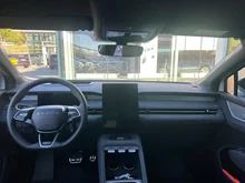 Škoda Peaq Sportline 90x in Moon-Weiß Metallic