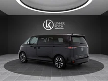 VW ID Buzz ID. Buzz GTX LR 4MOTION 250 kW in Deepblack Perleffekt Metallic