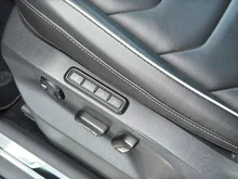VW Tiguan R-Line TSI DSG in Deep Black Perleffekt