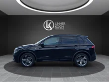 VW Tiguan R-Line TSI DSG in Deep Black Perleffekt