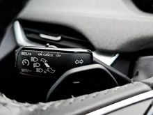 Škoda Enyaq 60 in mittelgrau - metallic