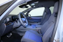 CUPRA Born ENDURANCE 79/84 170kW/231PS in Mondstein-Grau
