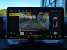 VW T-Roc Life eTSI DSG in Grenadillschwarz Metallic