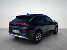 VW T-Roc Life eTSI DSG in Grenadillschwarz Metallic