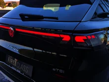 VW T-Roc Life eTSI DSG in Grenadillschwarz Metallic