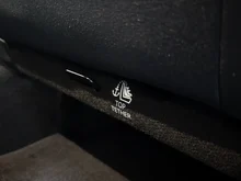 VW T-Roc Life eTSI DSG in Grenadillschwarz Metallic