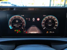VW T-Roc Life eTSI DSG in Grenadillschwarz Metallic