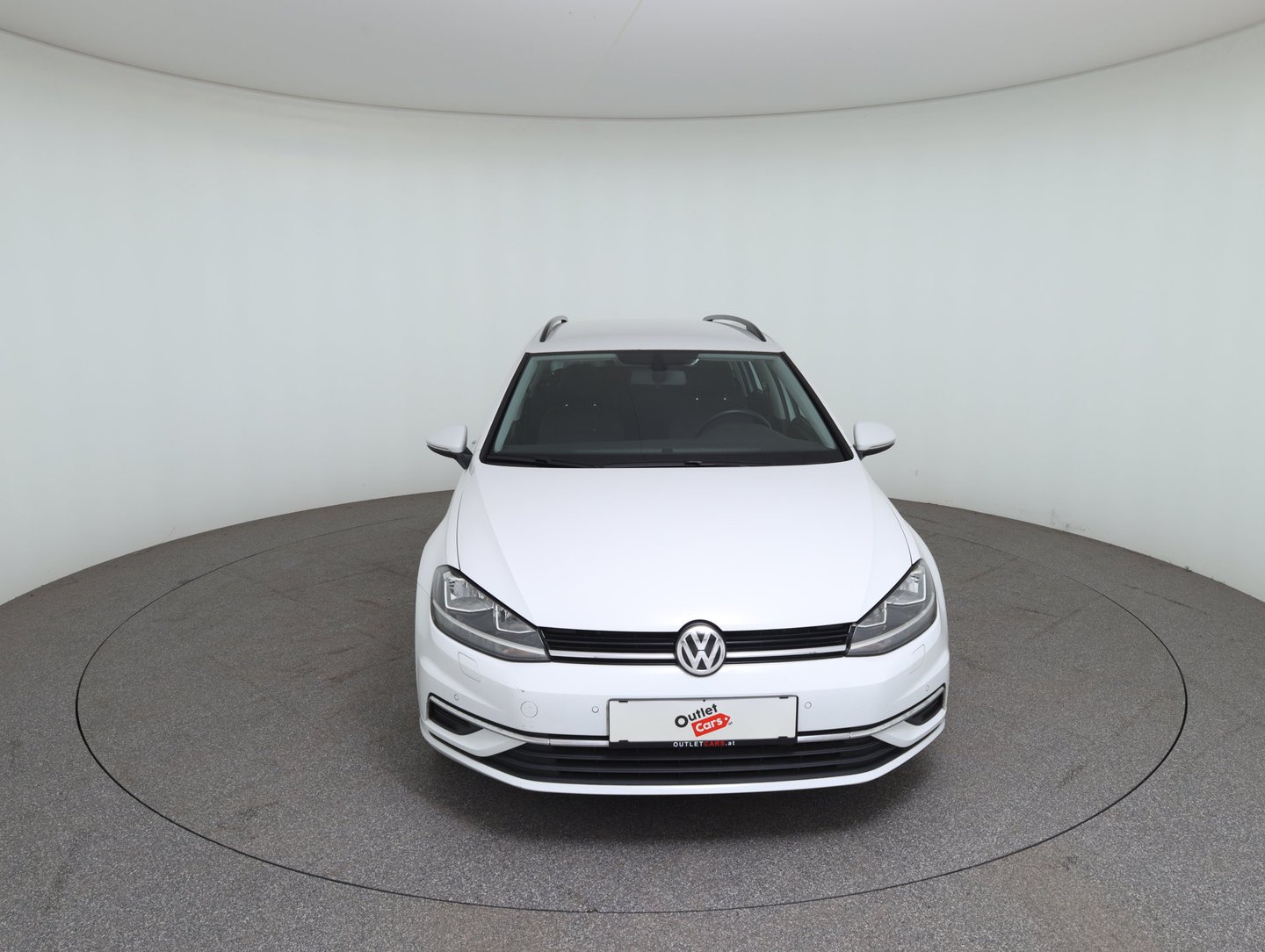 VW Golf Variant Comfortline TDI SCR | Bild 2 von 31