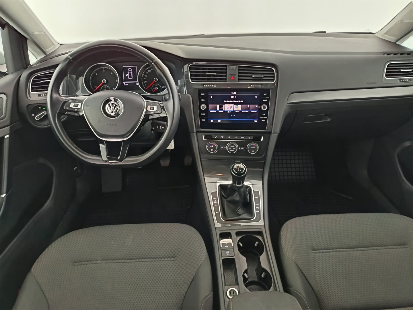 VW Golf Variant Comfortline TDI SCR | Bild 14 von 31