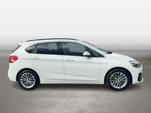 Thumbnail-Foto von Fahrzeug