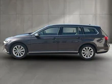 VW Passat Variant Highline TDI in MANGANGRAU METALLIC