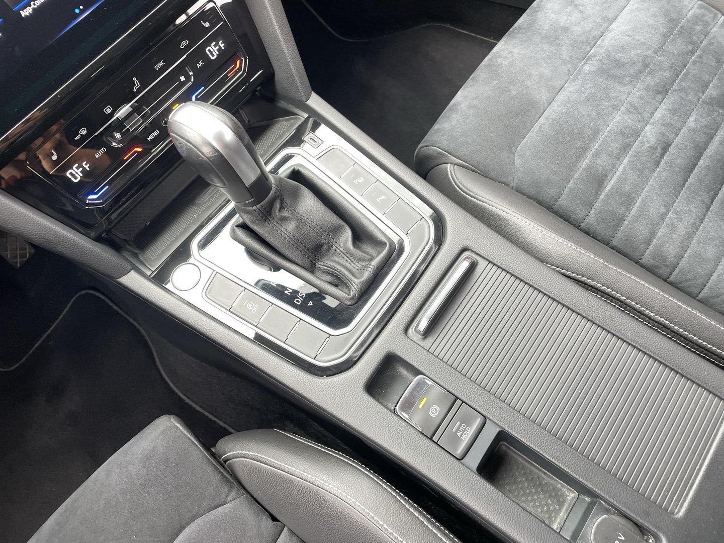 VW Passat Variant Elegance TDI DSG | Bild 21 von 26