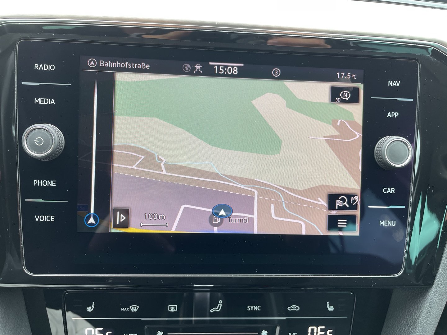 VW Passat Variant Elegance TDI DSG | Bild 15 von 26