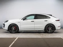 Porsche Cayenne S E-Hybrid in CARRARAWEISSMETALLIC