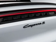 Porsche Cayenne S E-Hybrid in CARRARAWEISSMETALLIC