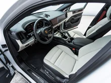 Porsche Cayenne S E-Hybrid in CARRARAWEISSMETALLIC