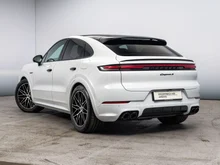 Porsche Cayenne S E-Hybrid in CARRARAWEISSMETALLIC