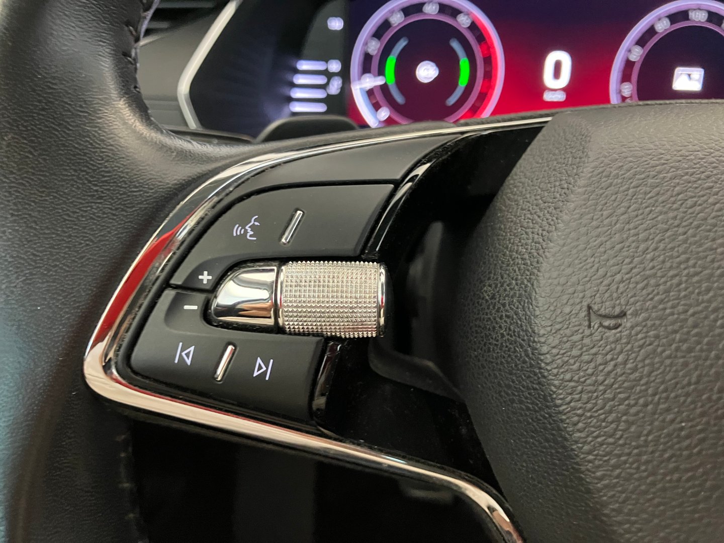 Škoda OCTAVIA Combi Business TDI DSG | Bild 15 von 30