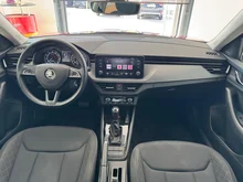 Škoda Kamiq Ambition TSI DSG in K1 Velvet rot metallic