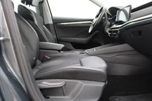 Škoda Octavia Combi Premium TDI DSG in Quarz-Grau M.