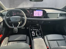 Audi A6 Avant e-tron quattro in Daytonagrau Perleffekt