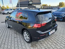 VW Golf Style eHybrid DSG in Deep Black Perl.